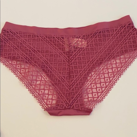 FOUR Victoria’s Secret hiphugger panties M - Picture 5 of 8
